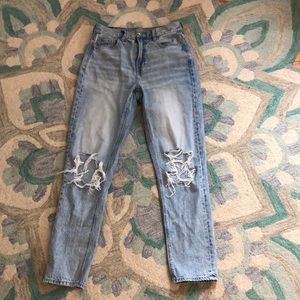 american eagle mom jeans
